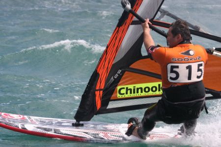 599427_346221922167199_527896475_n