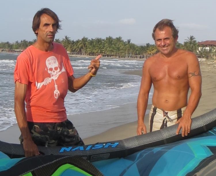 10482852_685913864847118_6382563028886358038_n